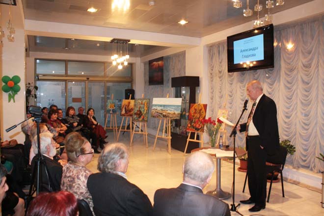 В Баку прошел творческий вечер российского дипломата, поэта Александра Гладкова (фото)