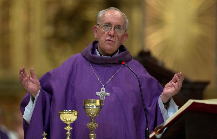 Pope's delivers Easter message of peace