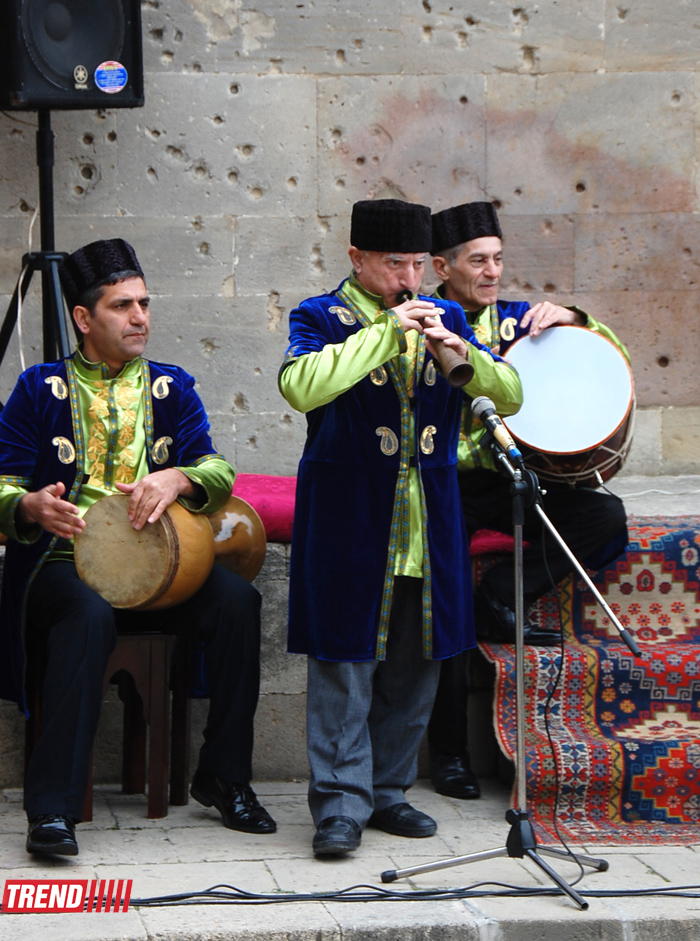 В Ичери Шехер состоялось праздничное мероприятие  "Səməni saxla məni"  (фотосессия)