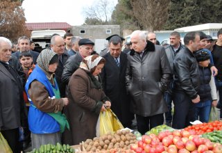 Организация праздничных сельхозярмарок в Баку создала проблемы для спекулянтов – министр (ФОТО)