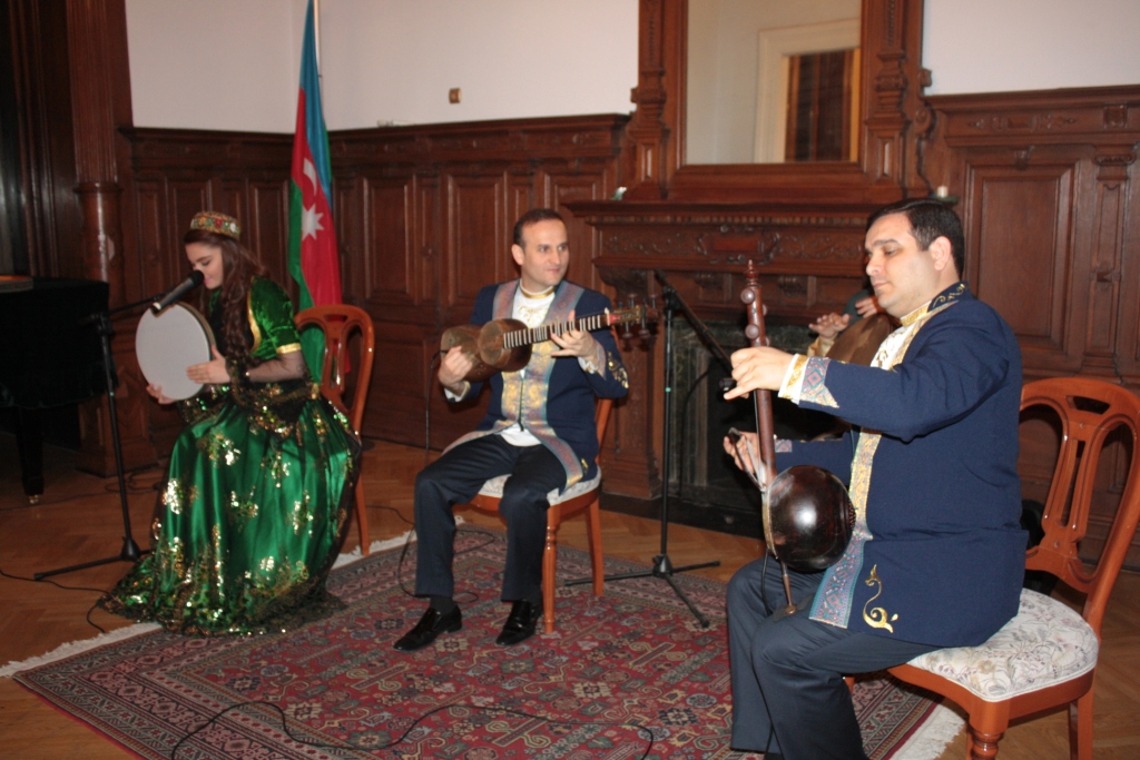 Посольство Азербайджана в Венгрии провело концерт в честь праздника Новруз