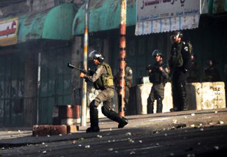 Израильские силовики убили палестинца, подозреваемого в подрыве автобуса в Тель-Авиве