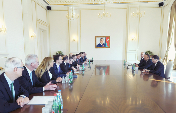 Президент Азербайджана принял членов правления Европейского банка реконструкции и развития