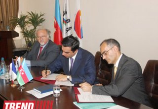 Baku High Oil School signs protocol of cooperation with Total E&P Azerbaijan (PHOTO)