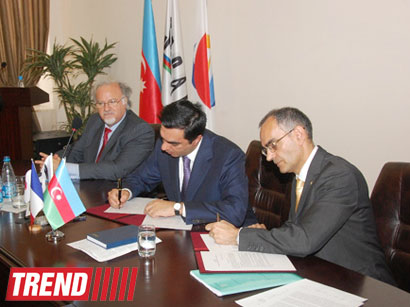Baku High Oil School signs protocol of cooperation with Total E&P Azerbaijan (PHOTO)