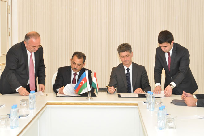 Водные операторы Азербайджана и Венгрии подписали соглашение  (ФОТО)