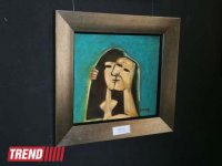 В Баку открылась выставка Солтана Гары - нюансы, оттенки, эмоции (фотосессия)