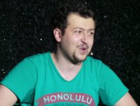 Эркин Эргин представил в Баку “Stand-up comedy show” (фото)