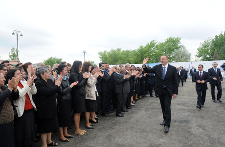 Prezident İlham Əliyev Şirvan-Muğan su kəmərindən Hacıqabul şəhərinə içməli suyun verilməsi mərasimində iştirak edib