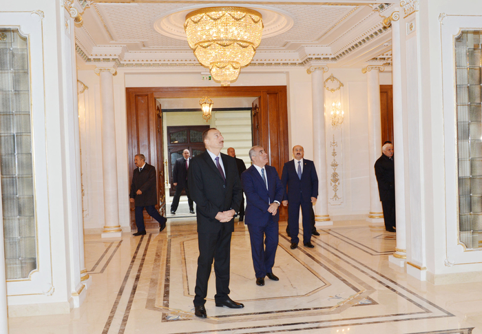 İlham Əliyev Azərbaycan Dövlət Musiqili Teatrının əsaslı bərpa işlərindən sonra açılış mərasimində iştirak edib  (FOTO)