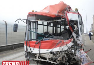 С начала года в ДТП с участием грузовиков и автобусов в Баку погибли 15 человек