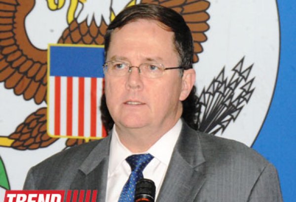 Представитель Госдепа США провел встречу с НПО Грузии