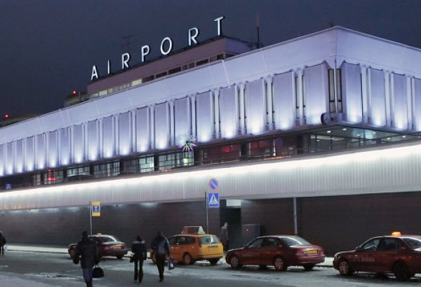 Почти 1,5 тыс человек эвакуированы из двух терминалов аэропорта "Пулково"