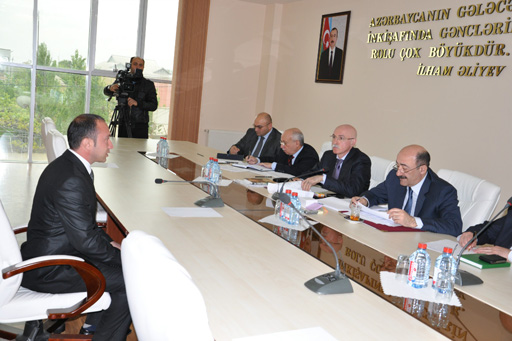 Министр культуры и туризма Азербайджана провел встречу с гражданами в городе Саатлы (фото)