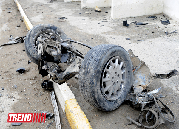 В результате цепного ДТП на кольцевой дороге в Баку погибли два человека (версия 3) (ФОТО)