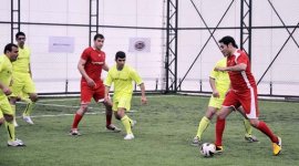 Первый тур юбилейного турнира по мини-футболу “AtaHolding” запомнился результативностью (ФОТО)