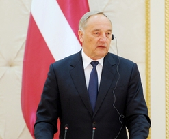 Президент Андрис Берзиньш: Латвия считает Азербайджан очень важным и надежным партнером на Южном Кавказе