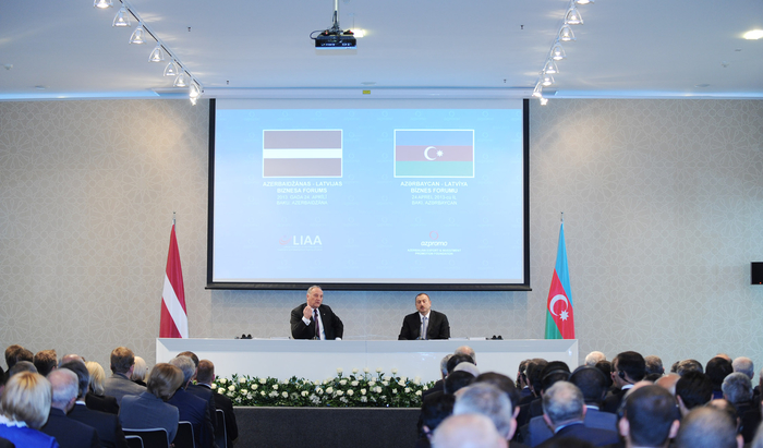 Президент Ильхам Алиев: Азербайджан вкладывает крупные инвестиции в Европе, и этот процесс будет продолжаться (ФОТО)