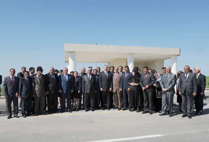 Президент Азербайджана ознакомился с реконструкцией автомобильной дороги Гобустан-Хильмилли (ФОТО)