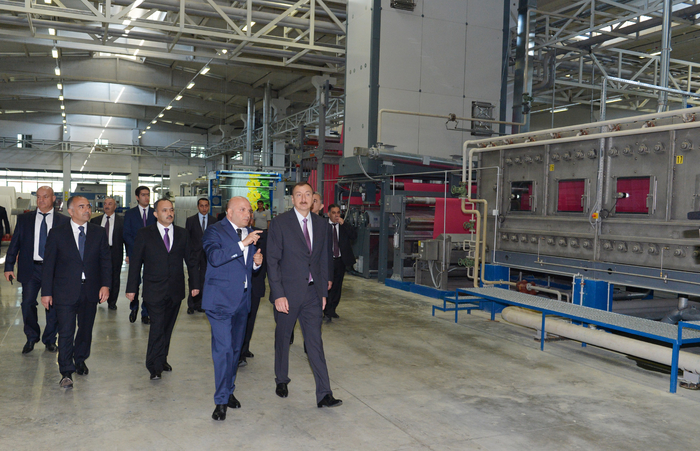 Президент Азербайджана принял участие в открытии текстильного парка Gilan в Сумгайыте (ФОТО)