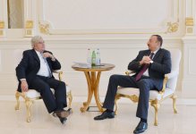 Ильхам Алиев принял экс-президента Уругвая