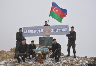 "Heydər Əliyev" zirvəsinə yürüş uğurla başa çatıb (FOTO)