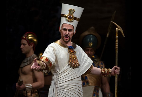 Известные оперные исполнители представят в Баку спектакль Джузеппе Верди "Аида"