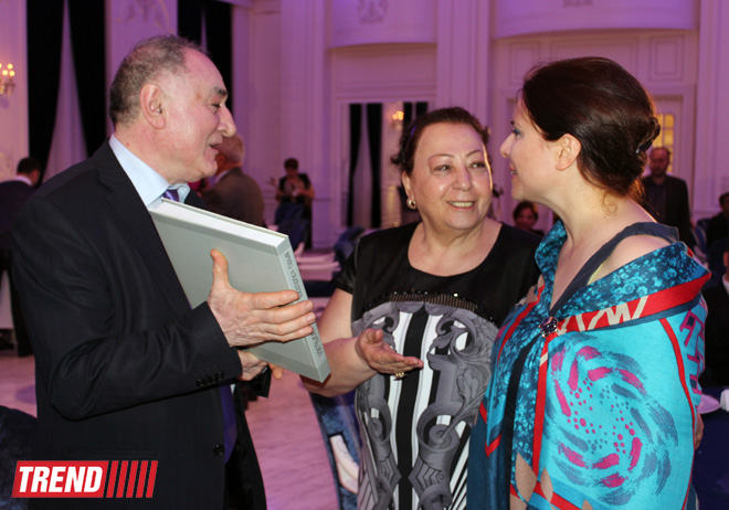 В Баку состоялась юбилейная церемония награждения национальной премией "Хумай" (фото)