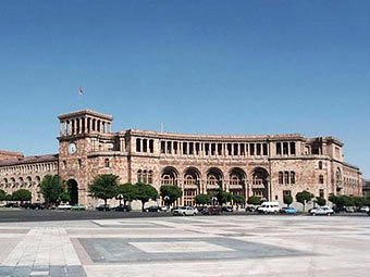 В Ереване проходит акция протеста против вступления в Таможенный союз