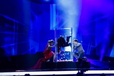 Фарид Мамедов представил на сцене "Евровидения-2013" постановку "Hold Me" (видео-фото)