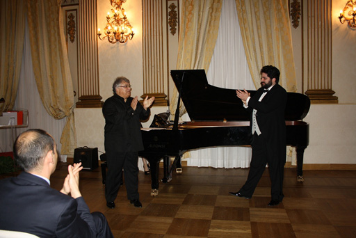 Heydər Əliyevin 90 illik yubileyi münasibətilə Romanın Brankaço sarayında konsert keçirilib (FOTO)