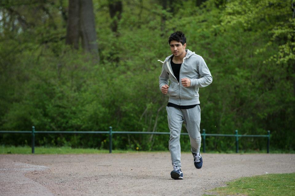 Фарид Мамедов на пробежке в Мальмё (фотосессия)