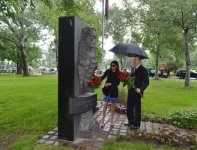 President Ilham Aliyev and his spouse visits monument to Uzeyir Hajibayli in Vienna (PHOTO)