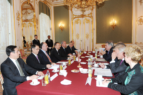 Azerbaijani, Austrian presidents have expanded meeting