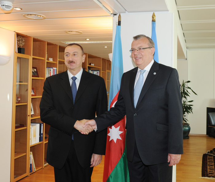 Prezident İlham Əliyev BMT-nin Vyana ofisinin baş direktoru Yuri Fedotov ilə görüşüb (FOTO)