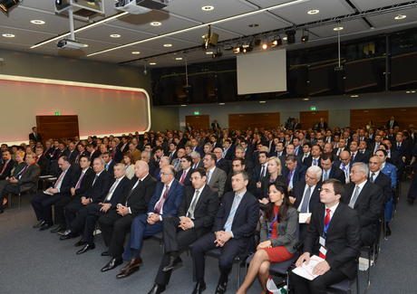 Президенты Азербайджана и Австрии приняли участие в бизнес-форуме, проходящем в Вене (ФОТО)