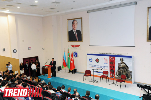 В Баку состоялось научно-культурное мероприятие "Махтумкули Фраги - воспеватель дружбы и братства" (ФОТО)