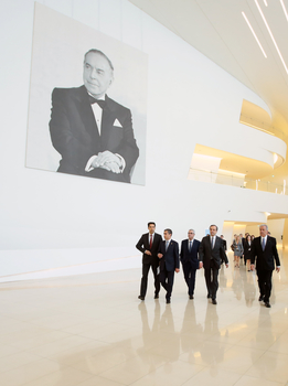 Greek Prime Minister visits Heydar Aliyev Center in Baku (PHOTO)