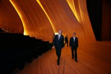 Greek Prime Minister visits Heydar Aliyev Center in Baku (PHOTO)