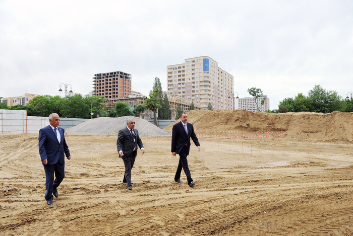 Azerbaijani President inspects construction of Dada Gorgud park in Baku (PHOTO)