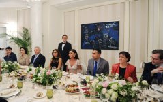 Первая леди Азербайджана провела ряд встреч в Национальной ассамблее Франции (ФОТО)