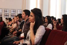В Азербайджане осуществляется проект, призванный повысить интерес молодежи к театру (ФОТО)