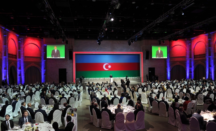 Azerbaijan`s President attends official reception in connection with Republic Day (PHOTO)