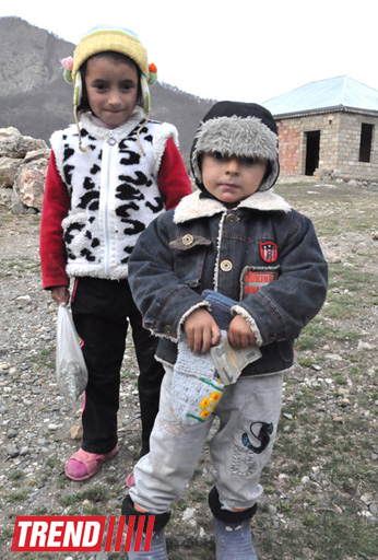 Su kimi saf, açıq səma kimi təmiz olan uşaqlar (FOTO)