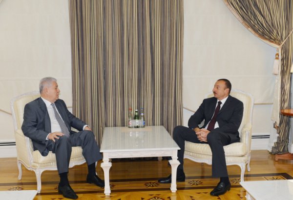 Azerbaijani President receives former Moldovan leader