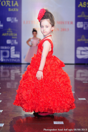 В Азербайджане определены победители национального конкурса "Маленькие Мисс и Мистер 2013" (фотосессия)