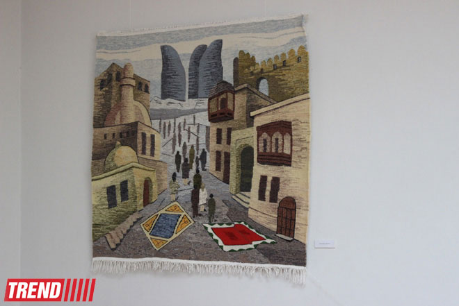 В Баку открылась выставка гобеленов Семени Гасымзаде: " Это искусство чувства и ощущения" (фото)