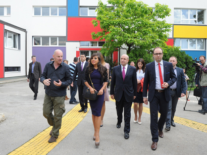 Лейла Алиева приняла участие в церемонии открытия центра для детей и молодежи с ограниченными возможностями зрения в Сараево (ФОТО)