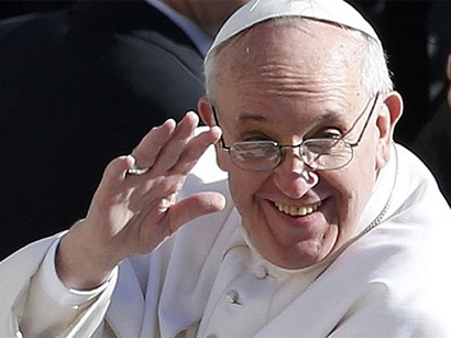 Папа Франциск в первый раз возглавил рождественскую мессу