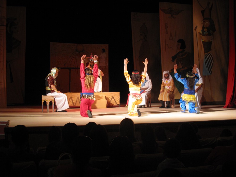 Сумгайытский театр показал "Горе Юсифа" (фото)